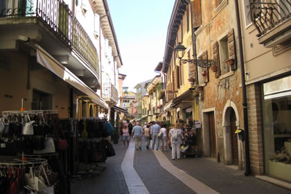 Bardolino die Geschfte