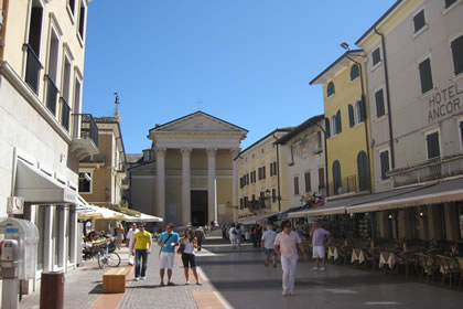 Bardolino Piazza Matteotti
