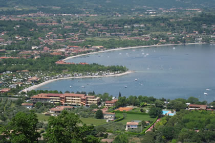 Manerba Panoramablick auf den Golf