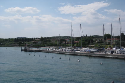 Moniga der neuen Hafen